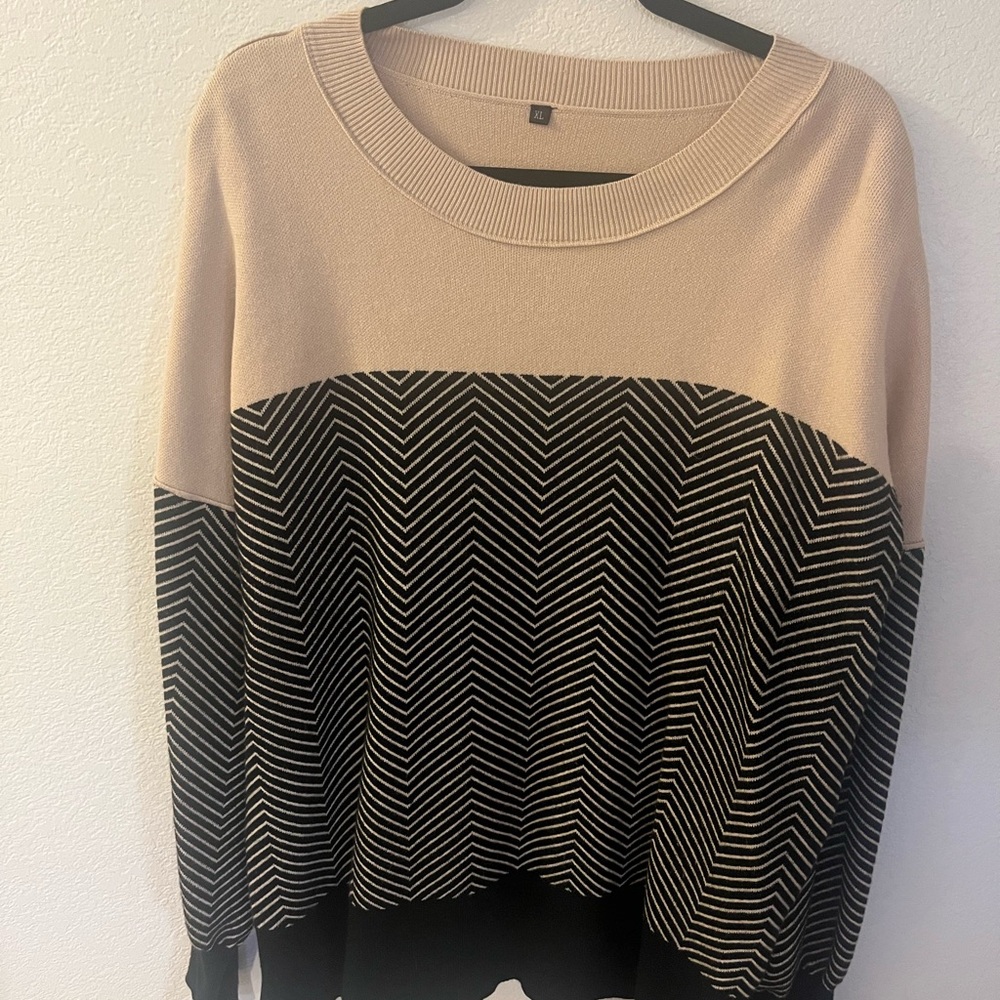 Chevron Patterned Black and Tan Sweater